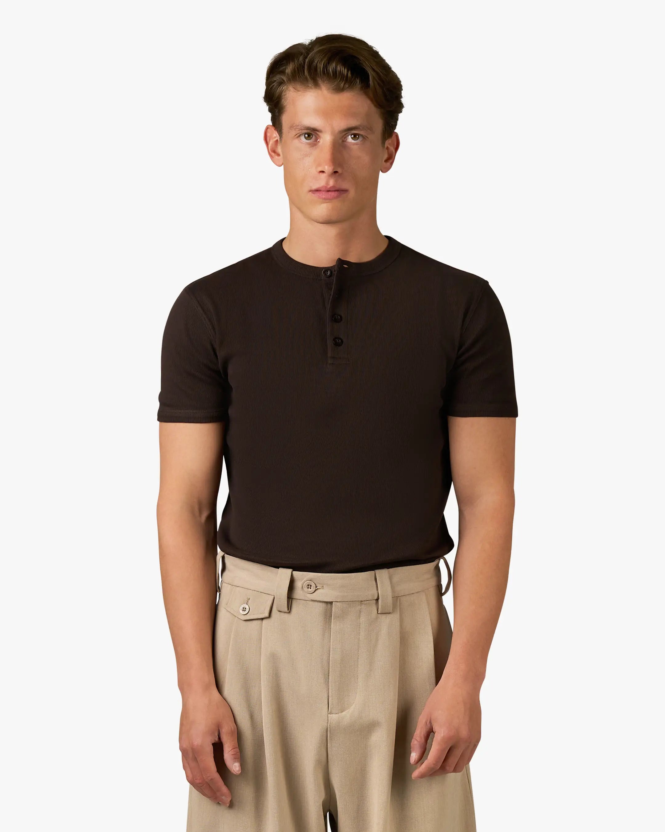 Mougins Ribbed Henley T-Shirt | Brown