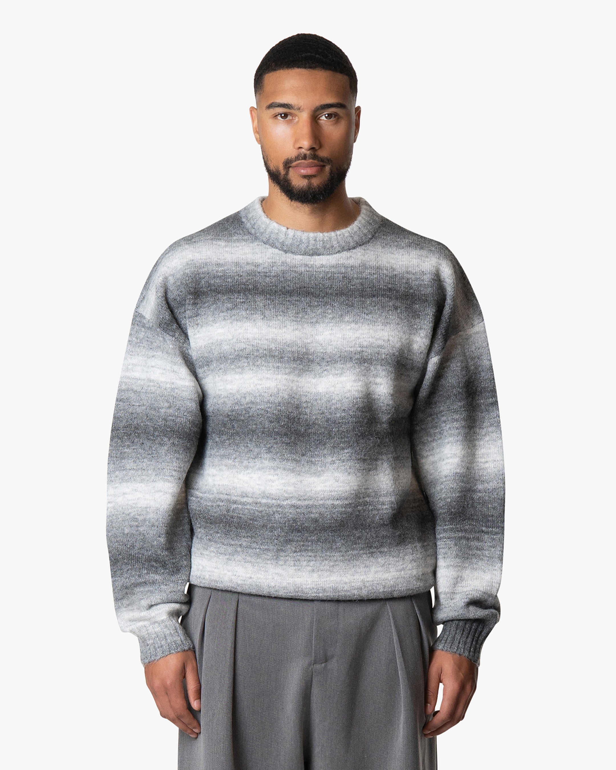Aria Oversized Gradient Sweater | Grey/White