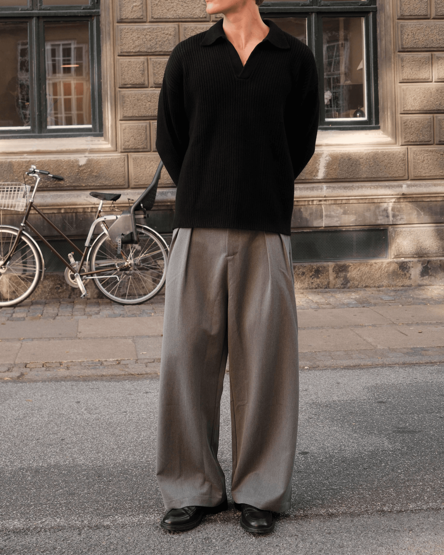 Ambra Loose-Fit Pleated Pants | Grey Melee