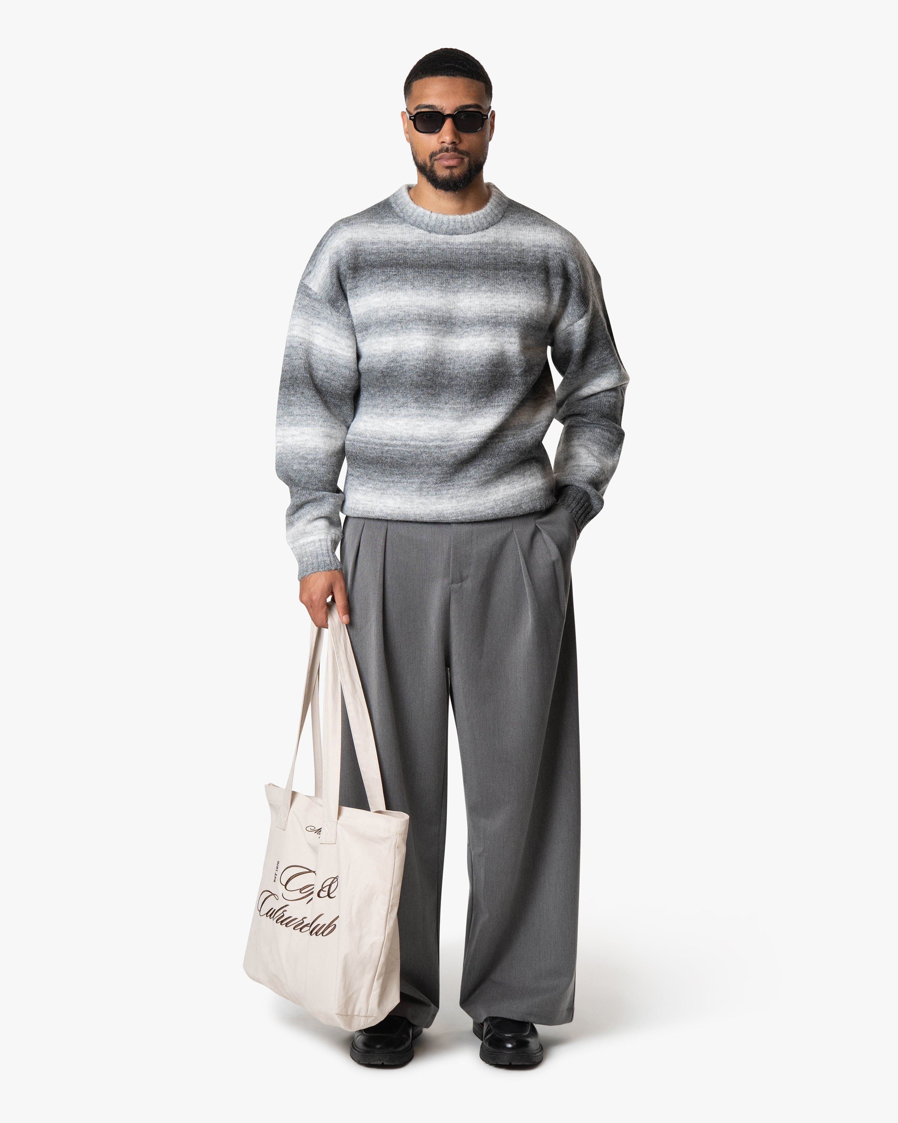 Aria Oversized Gradient Sweater | Grey/White