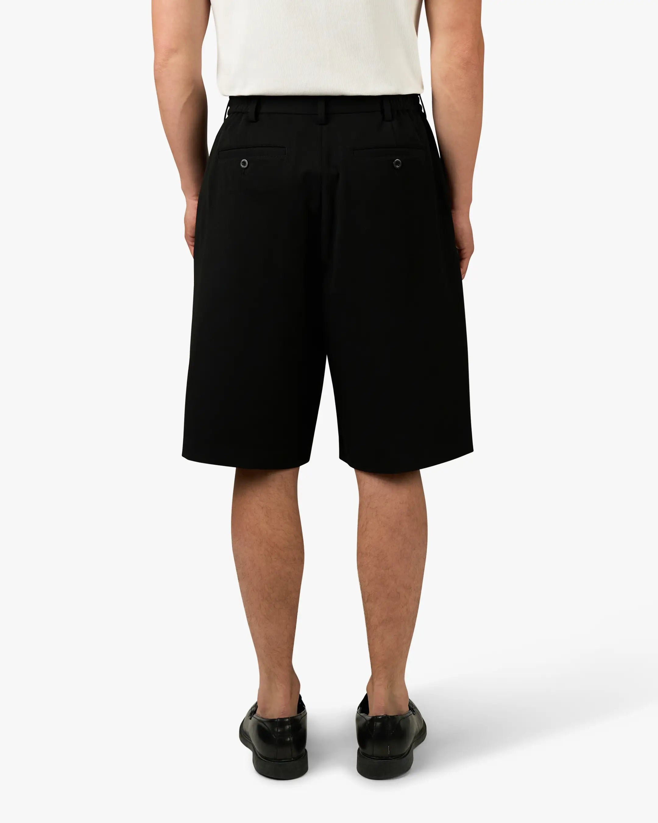 Orin Pleated Short | Black