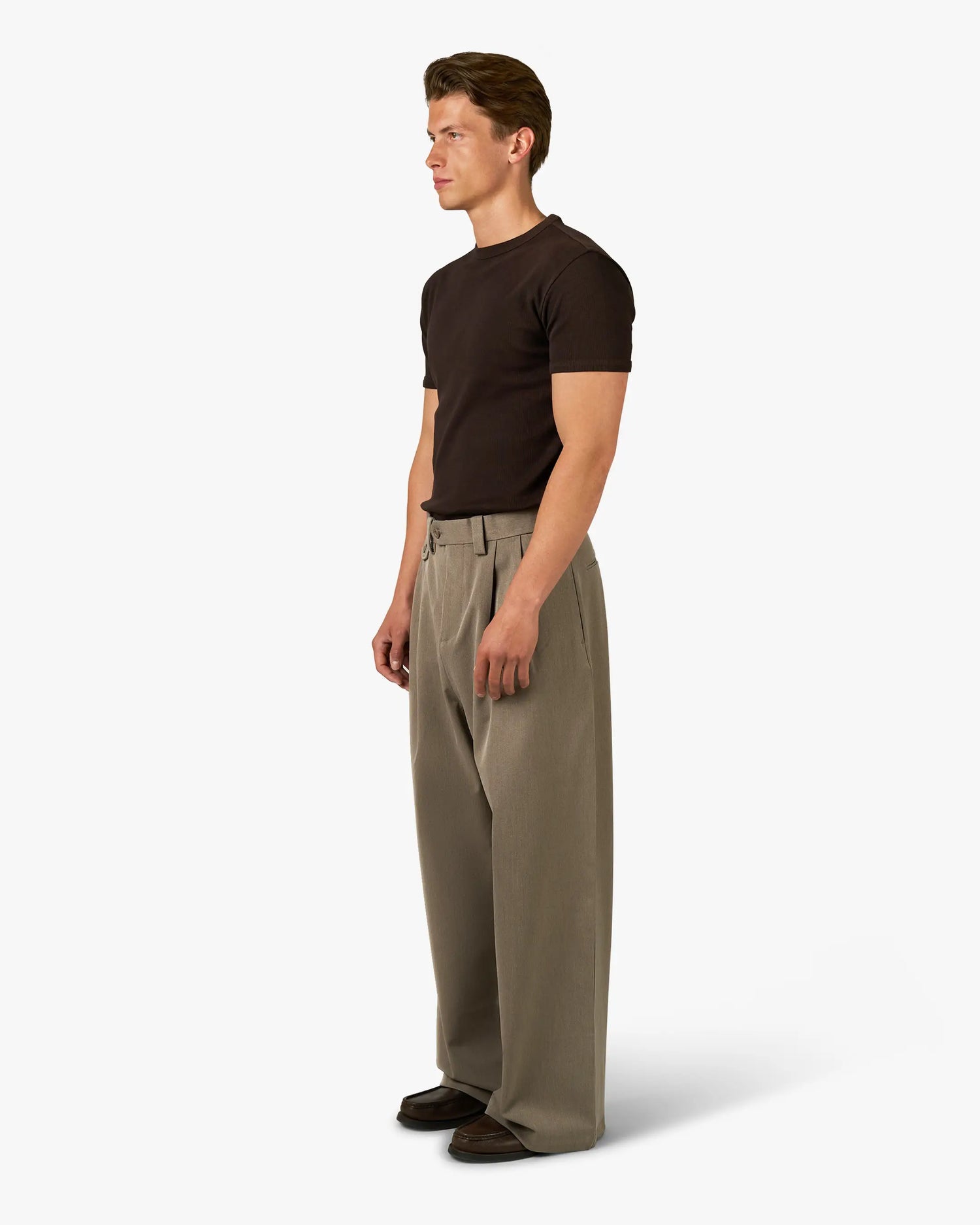 Ambra Pleated Loose-Fit Pants | Taupe